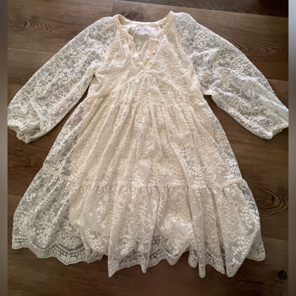 Zara Elegant Lace Dress in Cream